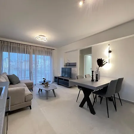 Apartment Gleaming Near Metro Mall Athens